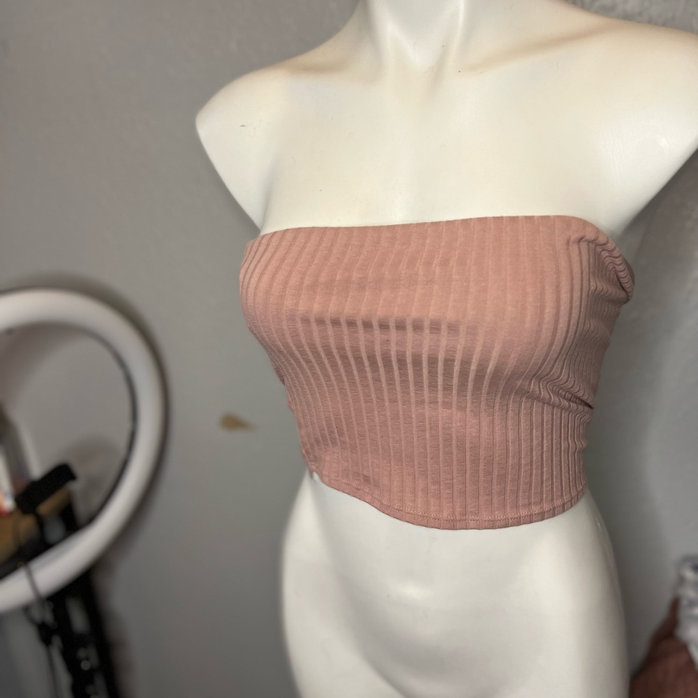 Pink cropped top